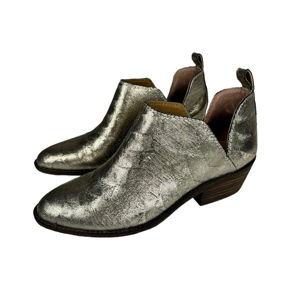 Lucky Brand Shoes - Lucky Brand Fayth Metallic Gold Leather Ankle Boots 7.5 Low Stacked Heel Edgy